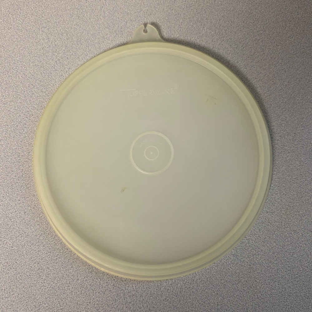 Tupperware Lid Replacement Round Food Storage 227-42 Vintage Used/Pre-owed Clear
